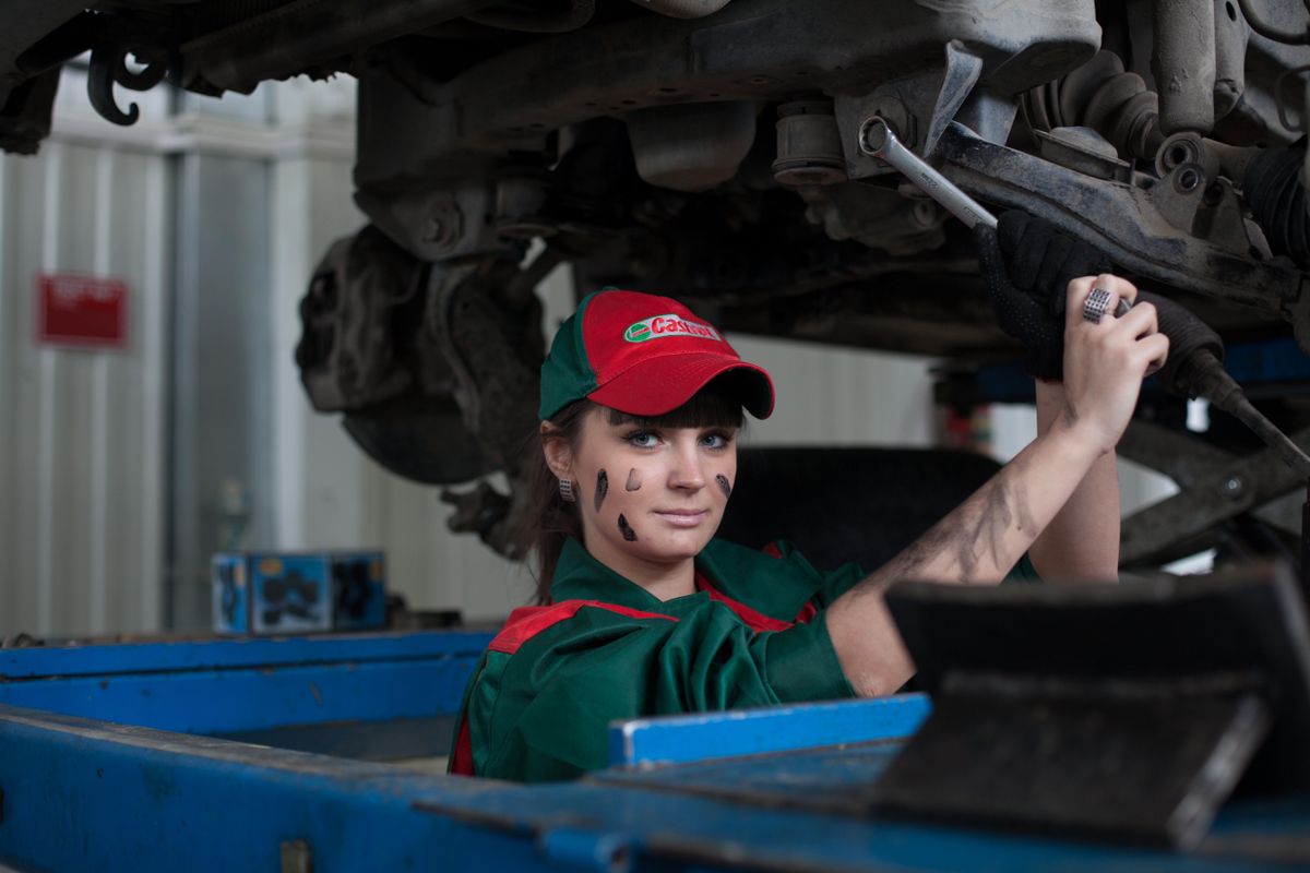 Manual transmission service